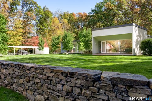 431 Valley Rd, New Canaan, CT, 06840-3817 | Card Image