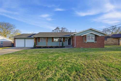 5217 E 20th St, Tulsa, OK, 74112-6915 | Card Image