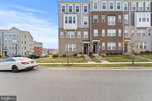 160-9647 Glassy Creek Way, UPPER MARLBORO, MD, 20772-3990 | Card Image