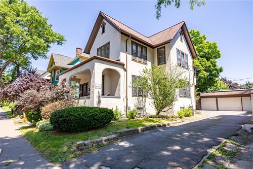 up-260 Oxford St, Rochester, NY, 14607-2117 | Card Image