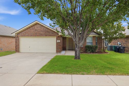 5828 Pearl Oyster Lane, Fort Worth, TX, 76179 | Card Image