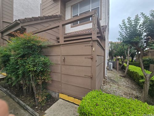 7107-4107 Medical Dr, San Antonio, TX, 78229-5626 | Card Image