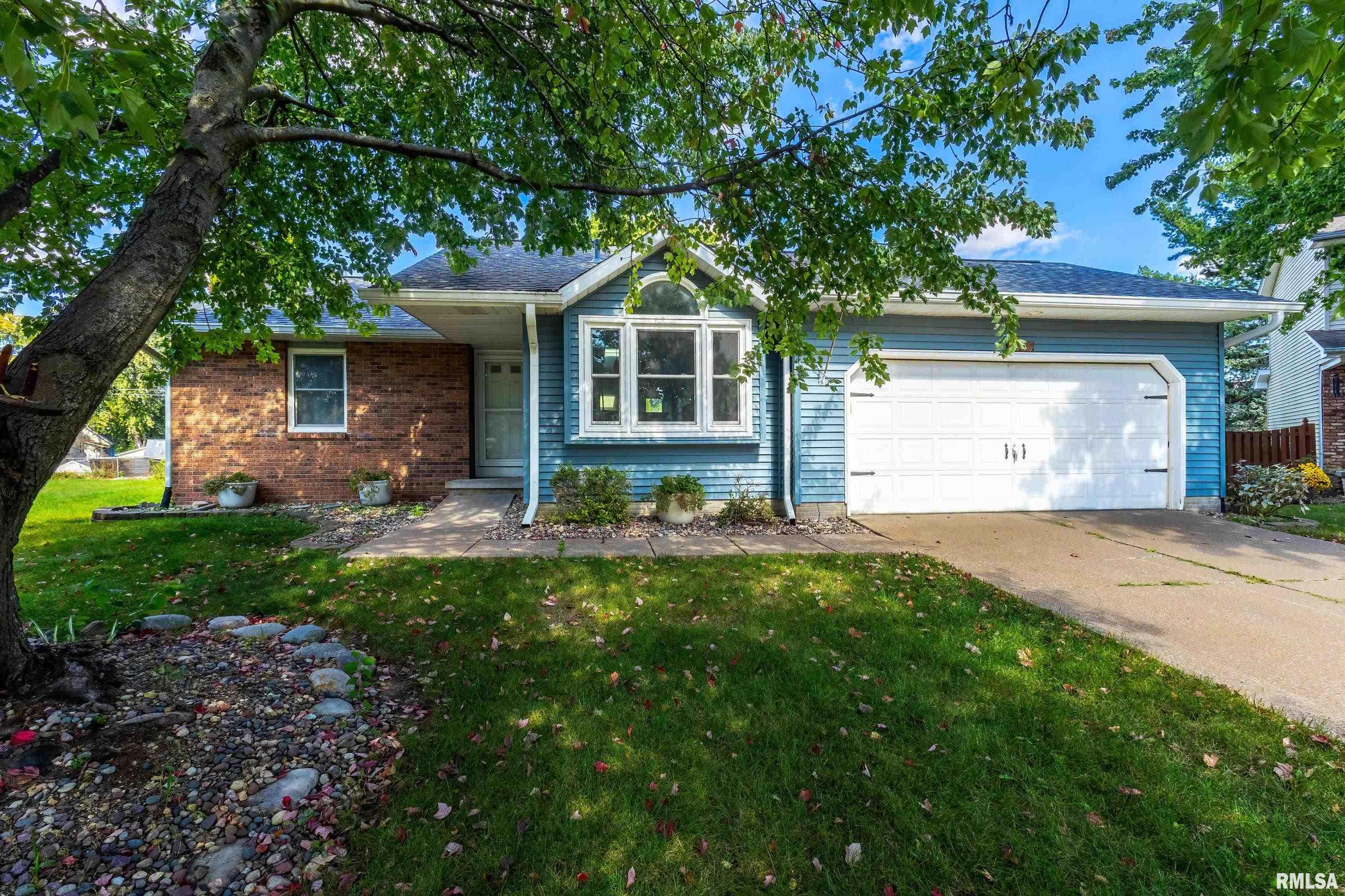 Bristol Dr, Bettendorf, IA 52722