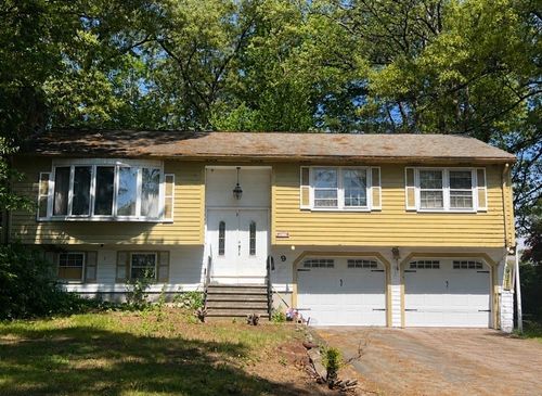 9 Eliot Rd, Northborough, MA, 01532-2707 | Card Image