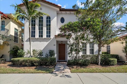 82 Stoney Dr, Palm Beach Gardens, FL, 33410-1560 | Card Image
