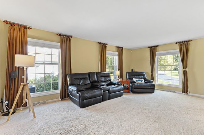 1813 Skyline Dr, House other with 4 bedrooms, 3 bathrooms and null parking in STOUGHTON WI | Image 37