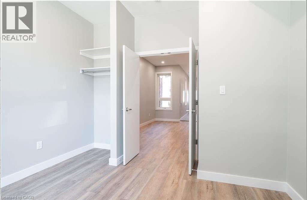 Residential Lease in Hamilton