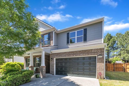 3801 Althorp Dr, Raleigh, NC, 27616-5987 | Card Image