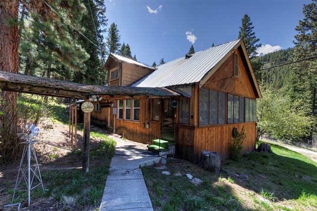 283 Lost Trail Hot Springs Rd, House other with 24 bedrooms, 24 bathrooms and null parking in Sula MT | Image 32