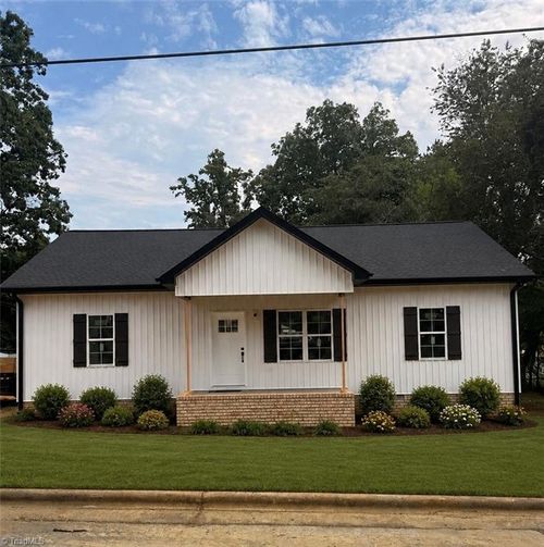 3719 Sharon Ave, Greensboro, NC, 27405-3521 | Card Image