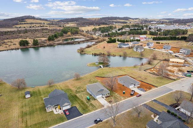 212 Waterfront Dr, House other with 4 bedrooms, 2 bathrooms and null parking in RAPHINE VA | Image 26