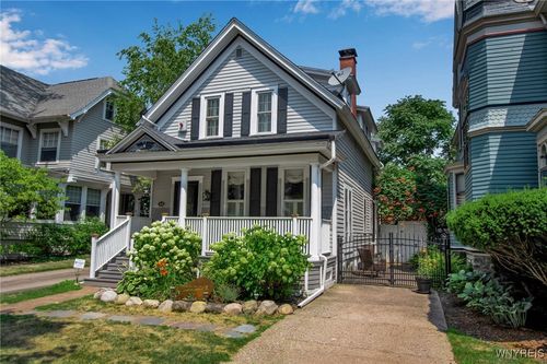 59 Lexington Ave, Buffalo, NY, 14222-1807 | Card Image