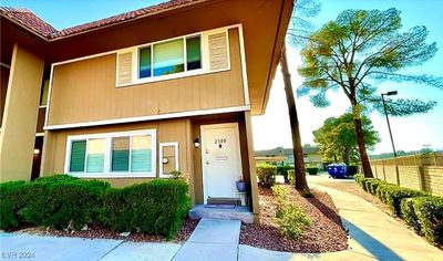 NA - 2500 Paradise Village Way, Townhouse with 3 bedrooms, 2 bathrooms and null parking in Las Vegas NV | Image 1