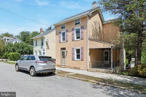 439 Old Elm St, CONSHOHOCKEN, PA, 19428-1831 | Card Image