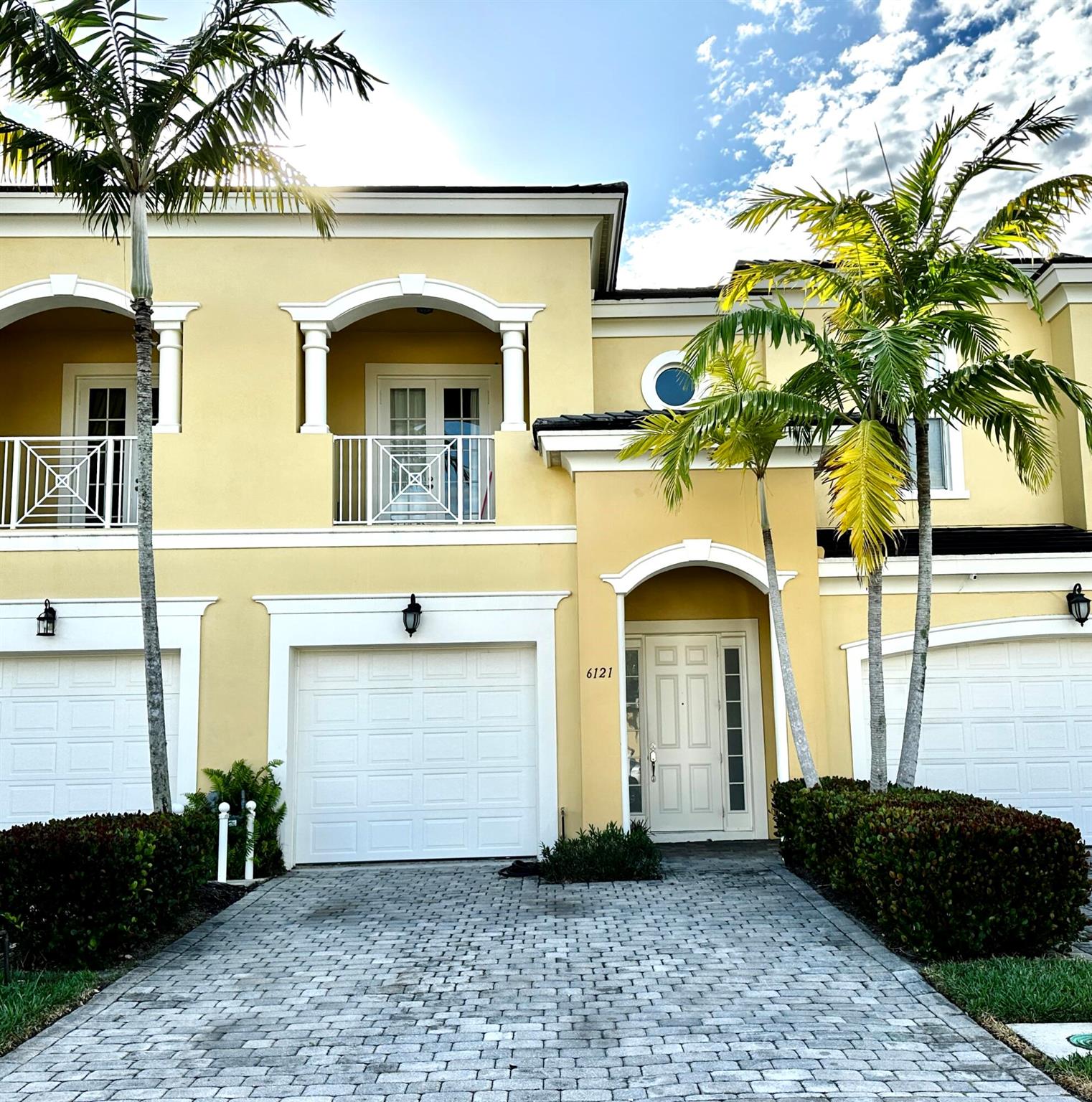 Kendra Ln, Port Saint Lucie, FL 34983