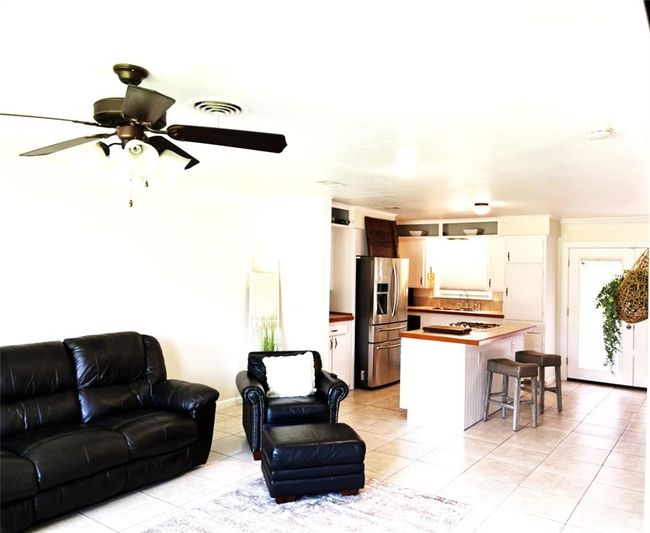 Open Concept Living | Image 6