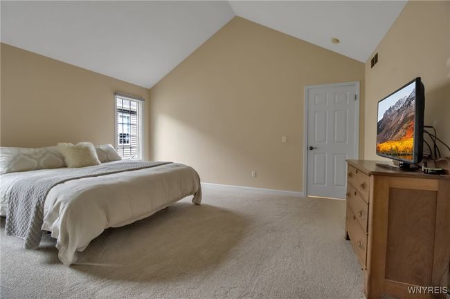 8476 Chadway Ct, House other with 2 bedrooms, 2 bathrooms and null parking in Buffalo NY | Image 31