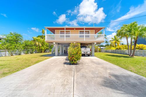 17137 Bonita Ln W, Sugarloaf Key, FL, 33042-3616 | Card Image