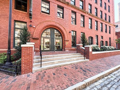 508-1245 Adams St, Boston, MA, 02124-5851 | Card Image