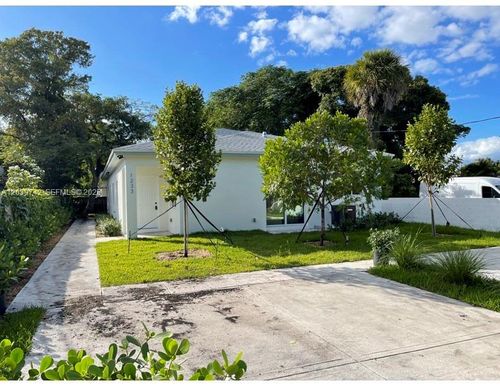 213 Nw 12th St, Pompano Beach, FL, 33060-5497 | Card Image