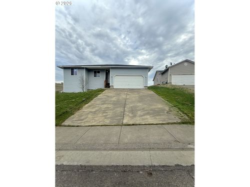 1300 Sw 10th Ct, Pendleton, OR, 97801 | Card Image