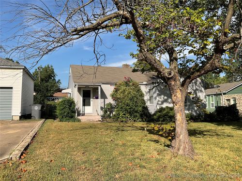 906 Louisville Ave, Tulsa, OK, 74112-3926 | Card Image