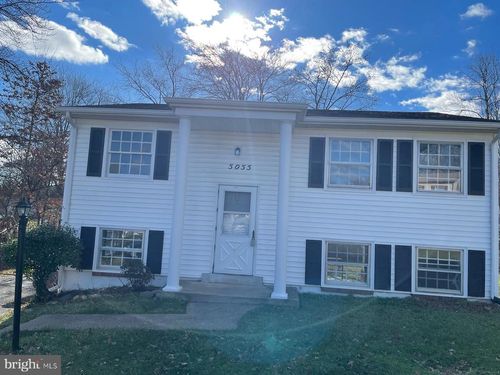 5055 Lakeland Ct, WOODBRIDGE, VA, 22193-4501 | Card Image