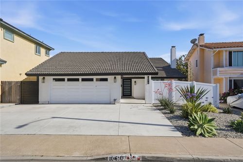 10618 El Toro, Fountain Valley, CA, 92708 | Card Image