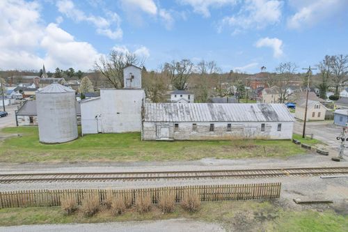 327 Wood St, Pataskala, OH, 43062-8239 | Card Image