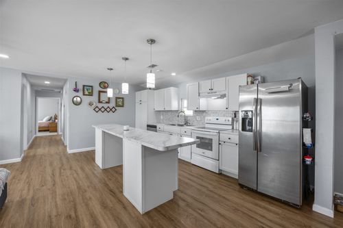 235 Alton Ln, Ennis, TX, 75119-0511 | Card Image