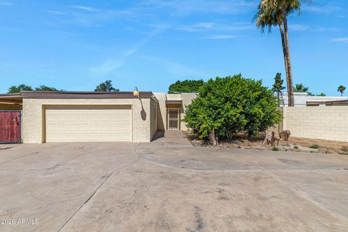 3213 W Sahuaro Dr, Phoenix, AZ, 85029-4243 | Card Image