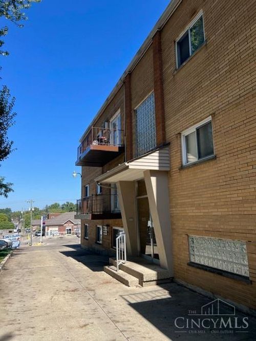 4163 Harrison Ave, Cheviot, OH, 45211-4544 | Card Image