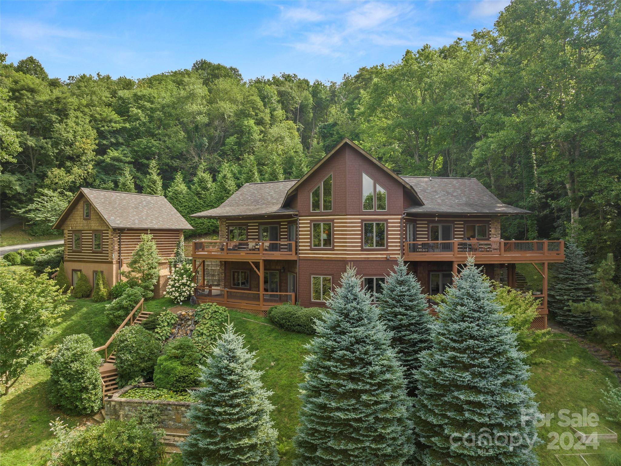 Presidential Dr, Waynesville, NC 28786