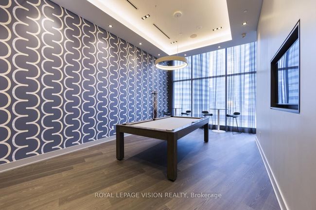 2104 - 10 York St, Condo with 2 bedrooms, 1 bathrooms and null parking in Toronto ON | Image 38