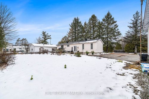 21 Linda St, Prescott Russell, ON, K0A2M0 | Card Image