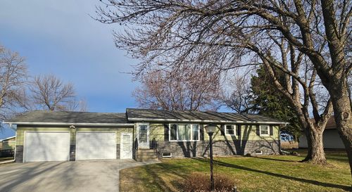 306 Enterprise Dr, Mooreton, ND, 58061-4132 | Card Image