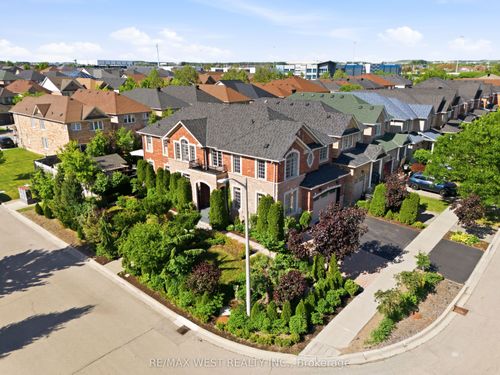 127 Ozner Cres, Woodbridge, ON, L4H0G1 | Card Image