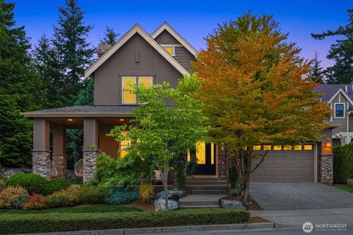 2989 Ne Davis Loop, Issaquah, WA, 98029-7813 | Card Image