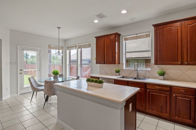 9713 Beck Dr, House other with 4 bedrooms, 3 bathrooms and null parking in Plano TX | Image 18