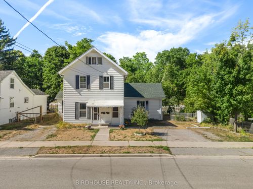 70 Ridout St, Lindsay, ON, K9V2B8 | Card Image