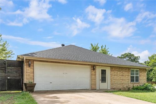 435 Mcculloch St, Pea Ridge, AR, 72751-2807 | Card Image