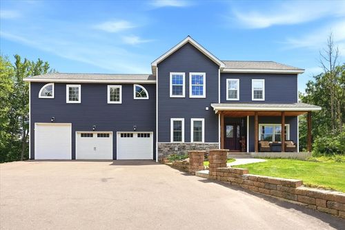 2145 100th St, Somerset, WI, 54025-7542 | Card Image