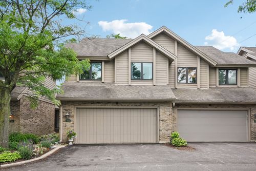 7912 Garfield Ave, Burr Ridge, IL, 60527-5904 | Card Image