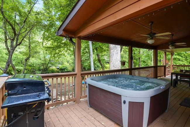 46 Floral Ct, House other with 2 bedrooms, 2 bathrooms and null parking in Ellijay GA | Image 27