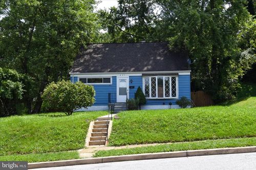 827 Templecliff Rd, PIKESVILLE, MD, 21208-4629 | Card Image