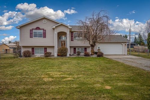 611 S Barker Rd, Spokane Valley, WA, 99016-8781 | Card Image