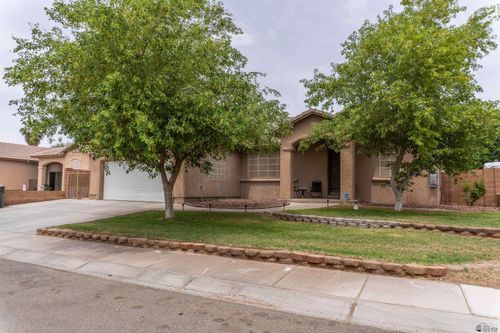 7658 E 25th St, Yuma, AZ, 85365-7832 | Card Image