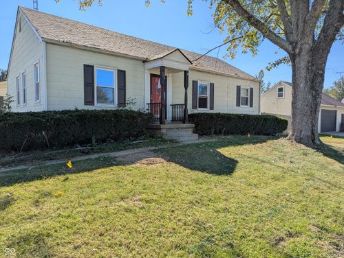 304 E 14th St, Seymour, IN, 47274-1145 | Card Image