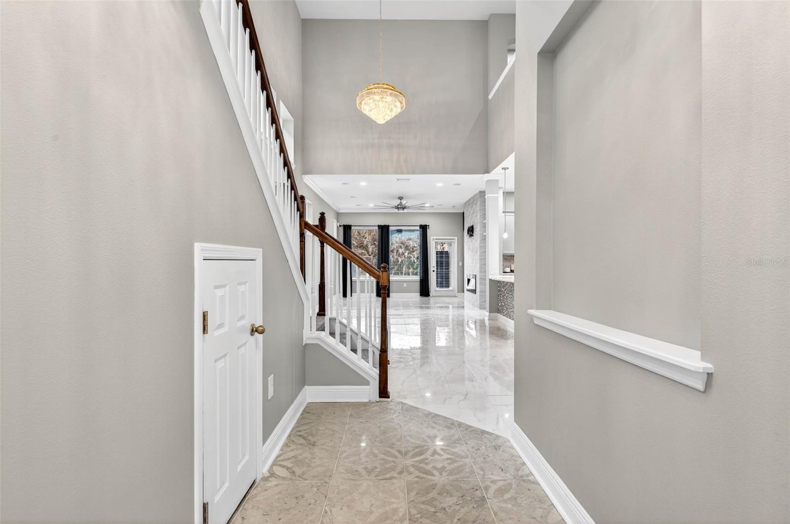 Residential in LITHIA 2