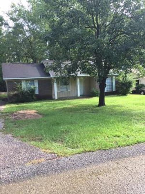 9660 Royal Woods Dr N, Mobile, AL, 36608-9206 | Card Image